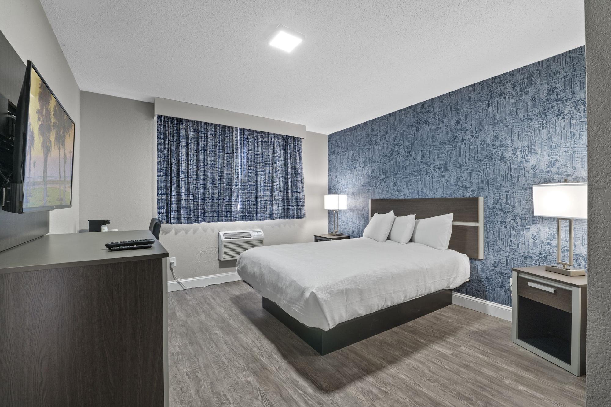 מלון Super 8 By Wyndham Watertown/Cambridge/Boston Area מראה חיצוני תמונה