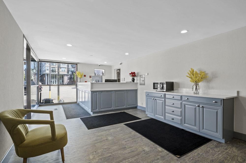 מלון Super 8 By Wyndham Watertown/Cambridge/Boston Area מראה חיצוני תמונה