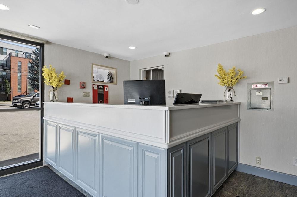 מלון Super 8 By Wyndham Watertown/Cambridge/Boston Area מראה חיצוני תמונה